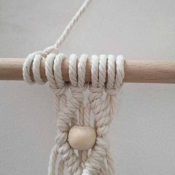 Macrame Wall Hanging Shelf Cotton Rope Natural Pine Wood Swing Triangle Floating Shelf Modern Boho Decor for Living Room Dorm Bathroom Office Balcony